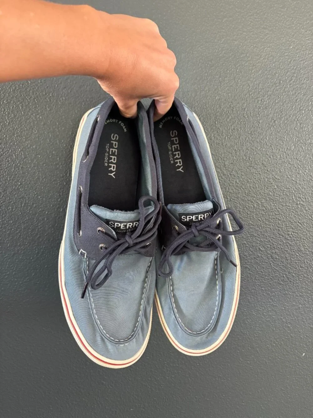 Mens Sperry Bahama boat shoe